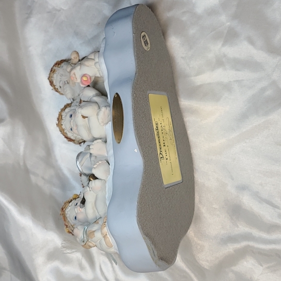 Dreamsicles: The Recital, Band of Cherubs Limited Edition Figurine - Picture 6 of 10